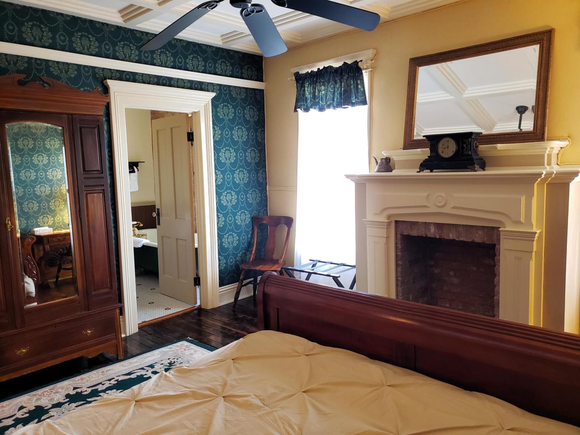 Iron Horse Hotel Blackwater 外观 照片