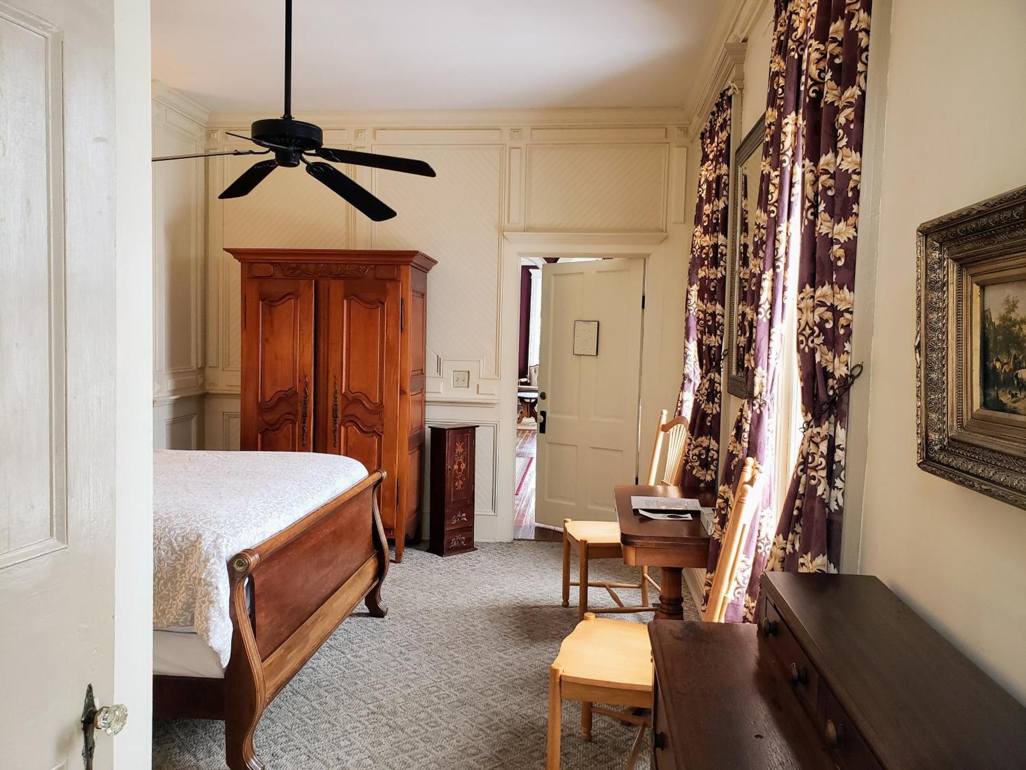 Iron Horse Hotel Blackwater 外观 照片