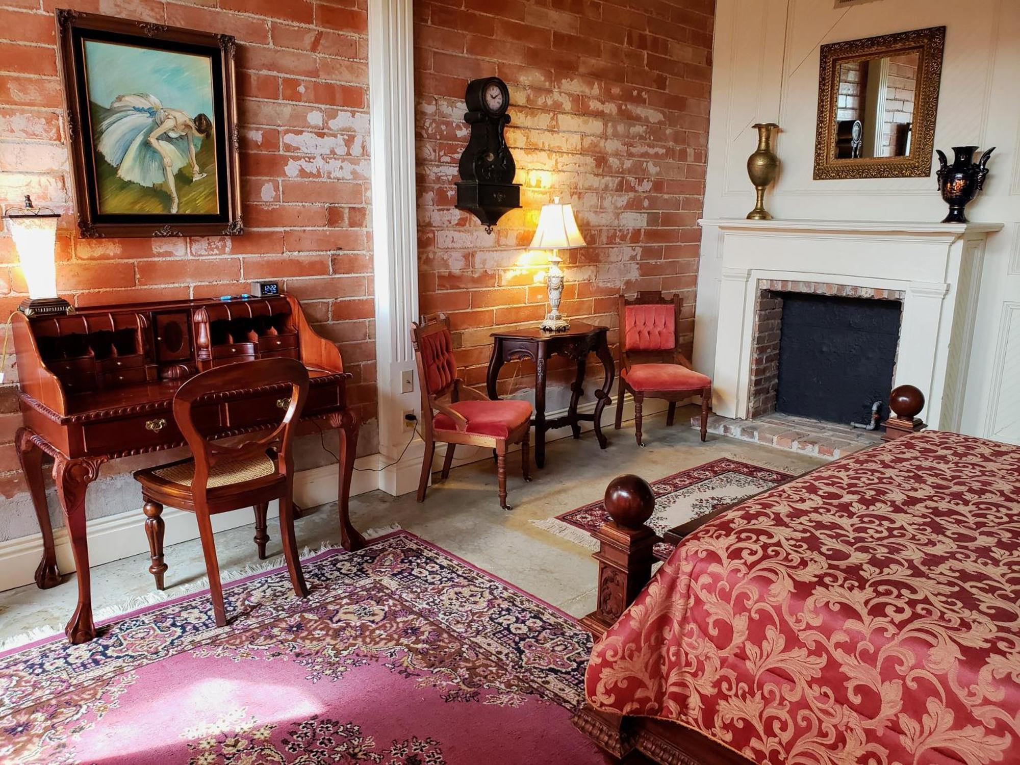 Iron Horse Hotel Blackwater 外观 照片